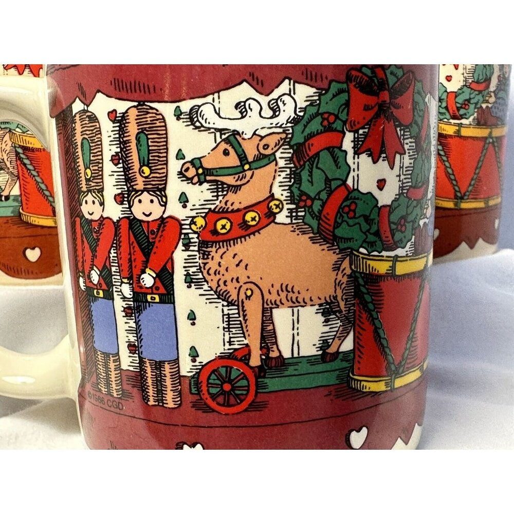 4 VTG Trenditions Santa’s Shelf MUG, Santa w/ Toys Christmas Holiday Cup Mug - Picture 5 of 10